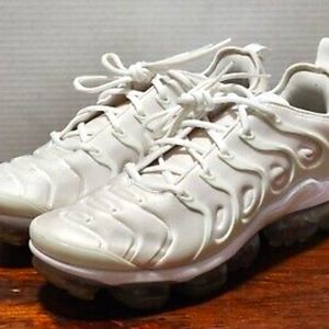 Nike Air VaporMax Plus Triple White Platinum - size 11.5